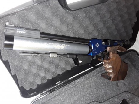 Vendo MGH1, Hybrid, para ayudar afinanciar una nueva adquisicion. Es la de disparador electronico/mecánico
Soy 60