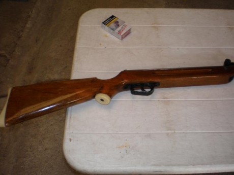 Pongo a la venta esta estupenda carabina gamo, con todos sus componentes originales, funciona perfectamente
muelle 00
