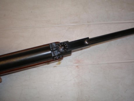 Pongo a la venta esta estupenda carabina gamo, con todos sus componentes originales, funciona perfectamente
muelle 12