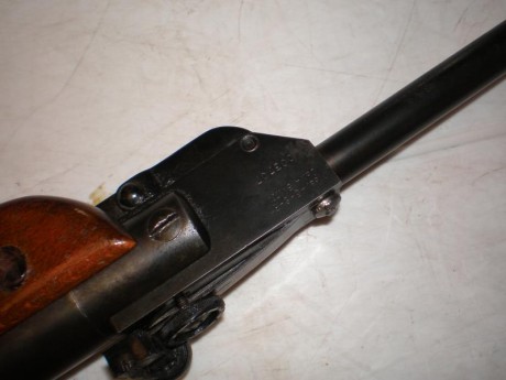 Pongo a la venta esta estupenda carabina gamo, con todos sus componentes originales, funciona perfectamente
muelle 10