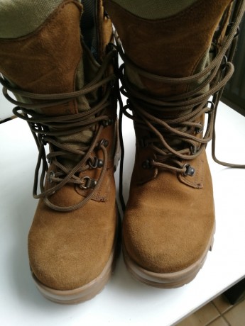 Vendo Botas Iturri de gore tex, nuevo modelo de color árido talla 42 , modelo más alto de gama, impermeables 02