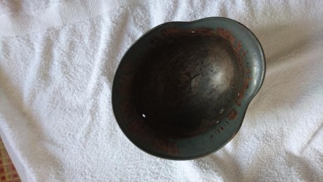 Hola

Pongo a la venta un casco de origen alemán traído a España por la Legión Condor.

Presenta los marcajes 02