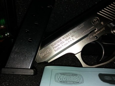 Vendo detonadora Mauser HSC Mod. 90 9 mm PAK, niquelada, en perfecto estado de coleccionista, impecable.
PTB 11