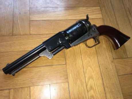 Lo vendo por no usarlo... apenas unos tiros en unos cuantos años...

350 Euros 02