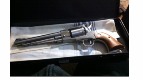 Se vende espectacular revolver acero inoxidable sin uso solo estrenado. Precio.POR JUBILACIÓN SÚPER REBAJADO.., 10