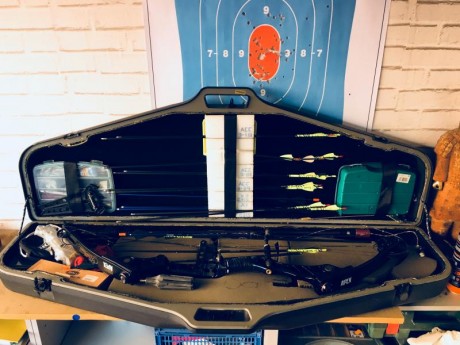 Cambio equipo de competición formado por arco Mathew apex 7 de 60 libras y 27,5 pulgadas de apertura con 02