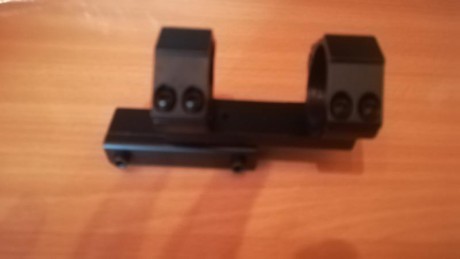 Hola, pues eso, que pongo a la venta lo último que me queda de esta aficion.
Visor leapers 6-24 roto, 02