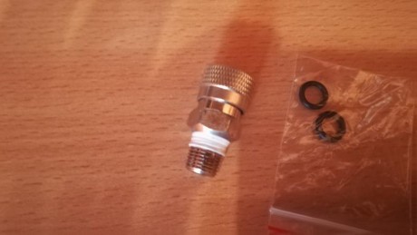 Hola, pues eso, que pongo a la venta lo último que me queda de esta aficion.
Visor leapers 6-24 roto, 10