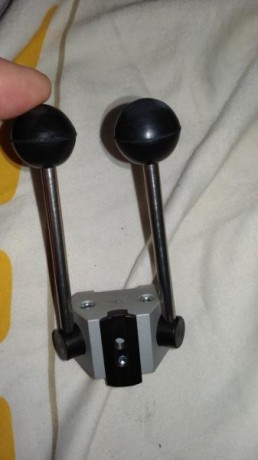 Buenas.
Se vende bipode.
Precio 35 euros.
Saludos 00