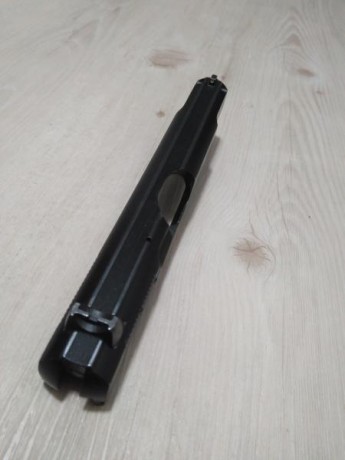 Hola amigos
Muy a mi pesar pongo en venta mi pistola CZ 75 B del 9 parabellum, necesito hueco en la guía 22