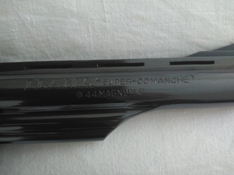 Muy buenas,

Tal y como reza el título, pongo a la venta este revólver. Lo compré hace un tiempo a un 10