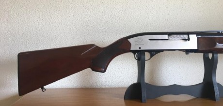Vendo escopeta semiautomàtica  WINCHESTER 1500 XTR C/12  con polichoque en muy buen estado.
Clásica americana 01