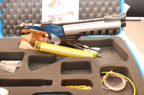 Vendo pistola Match Guns MG1e, para competir a 10 m, en perfecto estado de conservación como se puede 02