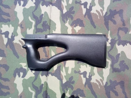 buenas vendo los siguientes accesorios

culata de madera steyr 70€

pistolet artesanal diestro talla m 00