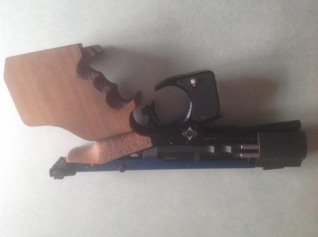 Vendo por abandono de la modalidad pistola Match Guns electronica cal. 22.
Funciona perfectamente y no 00