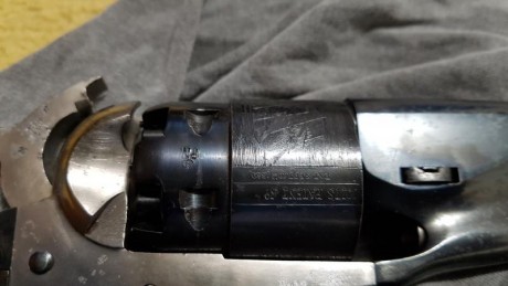 Hola compañeros, el caso es que me regalaron un revolver COLT ORIGINAL AVANCARGA GUIADO EN AE calibre 150