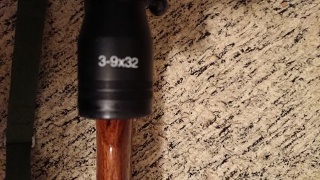  Se vende esta carabina de cerrojo del .22 Magnum con cargador extraible de 5 balas. Se la compre al primer 11