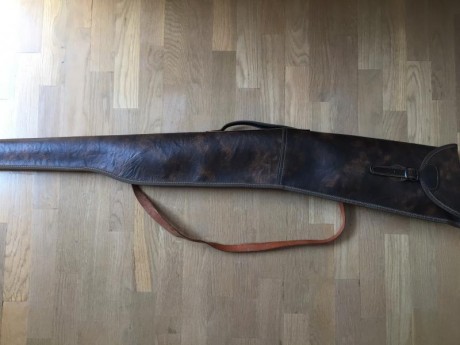 CARABINA BRNO 22 
Se vende rifle carabina de cerrojo marca brno, modelo 2E. calibre 22 LR, prácticamente 20