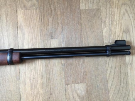 VENDIDA. 
Carabina Winchester 9422  (22LR), es una edición limitada para coleccionistas, esta impoluta 11