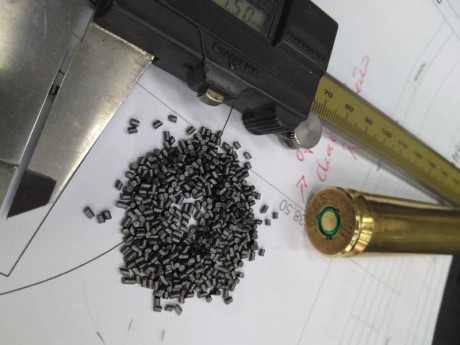 Me han pedido que desmonte un cartucho del calibre 50bmg (punta blindada normal) para desactivarlo y meterlo 00