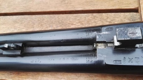 Buenas. Hace poco cayo en mis manos esta escopeta. Es una Arrieta y Cia con la inscripcion en un cañon 11