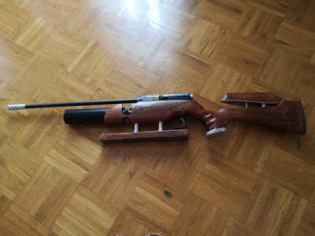 Carabina cometa lynx 4.5mm totalmente customizada 
Culata tallada a medida para las manos y preparada 00