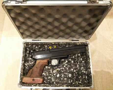Buenas tardes, pongo a la venta mi Gamo Compact customizada. Se encuentra en Valladolid y prefiero trato 21