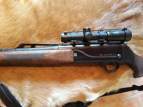   Buenas tardes

Un amigo me pide que le anuncie este rifle:

HK modelo SLB Light calibre 9,3x62. Rifle 00
