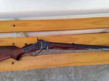 Pedersoli Sharp modelo silhouette cal 45/70 incluye túnel delantero Lyman con anillas
y diópter trasero 00