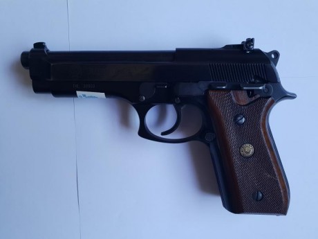 Por poco uso vendo pistola TAURUS 9 mm parabellum, es muy precisa y va perfecta.
Esta guiada en F.
Va 00