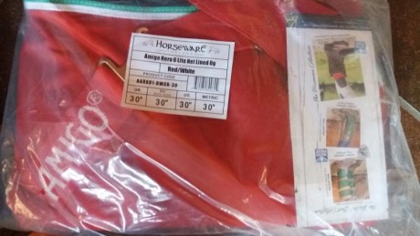 Cambio mantas para caballos marca Horseware, varios modelos, son de invierno y de verano. 
Todas nuevas 00