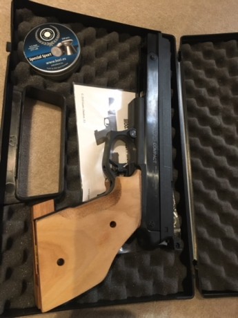 Hola,

Vendo pistola GAMO COMPACT, prácticamente nueva!

Incluye caja y manuales originales.

Precio 150€ 00