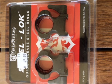 Vendo estas anillas Nikko para tubo de pulgada y carril Weaver/Picatinny.
Son de acero y montaje/desmontaje 00