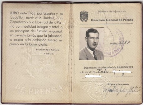  EN RECUERDO Y HOMENAJE A LOS QUE YA NO ESTÁN. 

Si pones en  GOOGLE   PASAPORTES EN LA MEMORIA  da igual 61