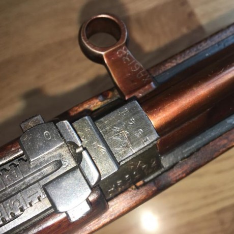 Tokarev SVT-40, año 1941, inmejorable estado.

Calibre 7,62x54R; funcionamiento semiautomático.

Versión 40