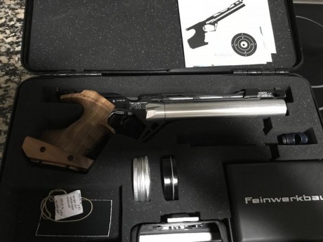 Pues eso vendo feinwerkbau px8 en perfecto estado, con menos de un año y con su garantía original. Talla 02