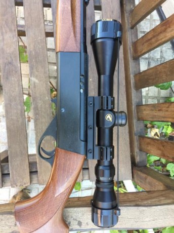 Hola, pues vendo carabina semiautomática marca Anschutz modelo 520, desmontable, con muy muy poco uso. 02