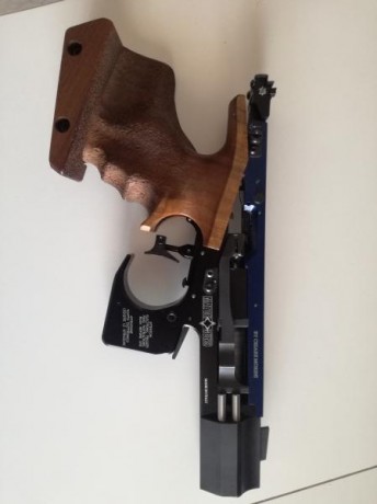 Buenas tardes compañeros.
Pongo en venta mi Match Gun MG2E
Os adjunto fotografías de la misma.
A lo que 01