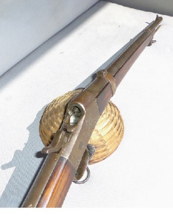 Por motivos de una herencia me ha tocado la difícil tarea de tasar este arma, la he tasado en 600 € y 00