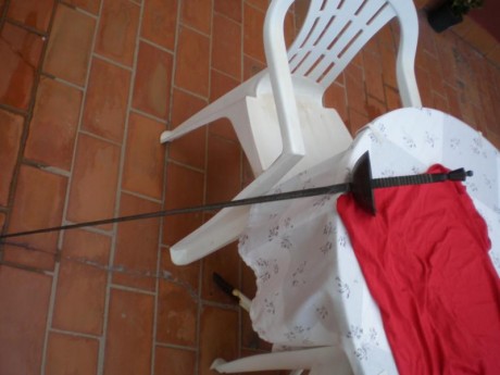 Bueno toca desprenderse de otra pieza, es un florete o no se que otro nombre tiene, si se que es de duelo, 00