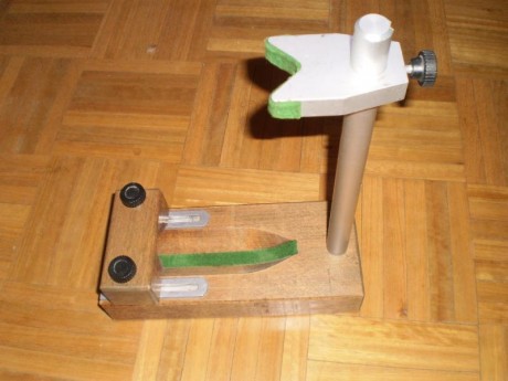 Busco soporte para un revólver Pietta del 44. No tengo mucho tiempo para hacer uno casero.
Gracias. :cow: 20