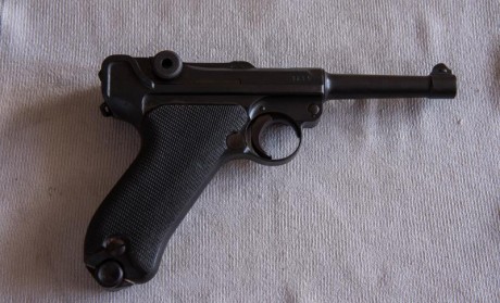 estimados, 
en mis manos llego una pistola luger de 1913 fabricante DWM 9MM original. numero de la pieza 41