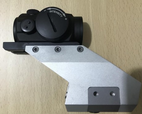 Vendo montura X-MOUNT para SIG SAUER X-SERIES equipado con visor AIMPOINT MICRO H-1 4MOA.

Impecable estado, 01
