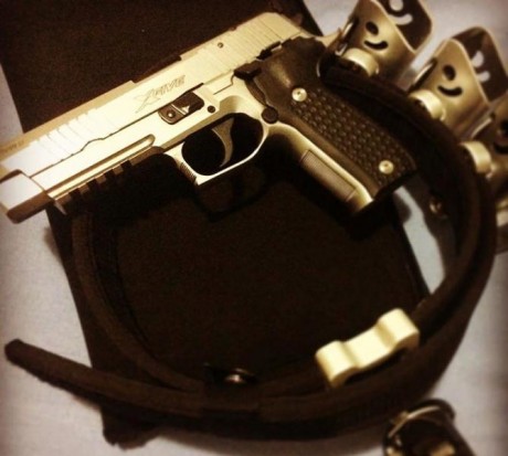 Vendo SIG SAUER X-FIVE ALLROUND en perfecto estado, ni golpes, ni arañazos, ni nada por el estilo; se 00