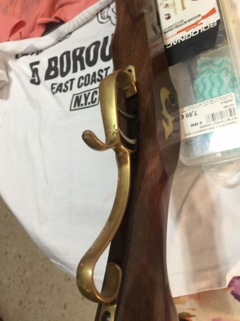 Se vende rifle ardesa del calibre 45, paso 1/20, en buen estado, ha tirado muy poco, con doble disparador 00