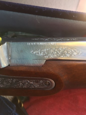 Se vende rifle ardesa del calibre 45, paso 1/20, en buen estado, ha tirado muy poco, con doble disparador 52