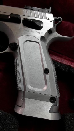 Hola, busco cachas de aluminio para tanfoglio limited custom small frame con fannel. A precio razonable. 00