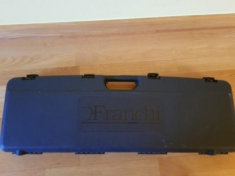 Debido a que me gustaría centrarme enteramente a ipsc, voy a ir poniendo a la venta las armas que no utilizo.

Es 12