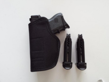 Kjw G-27 . REPLICA DE LA GLOCK. prácticamente a estrenar, es la cara, de corredera metálica Blowback, 131