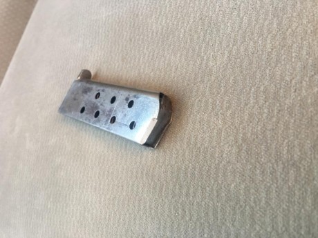 Pues lo anunciado 
Compro un cargador para esa pistola del calibre 6.35. 20